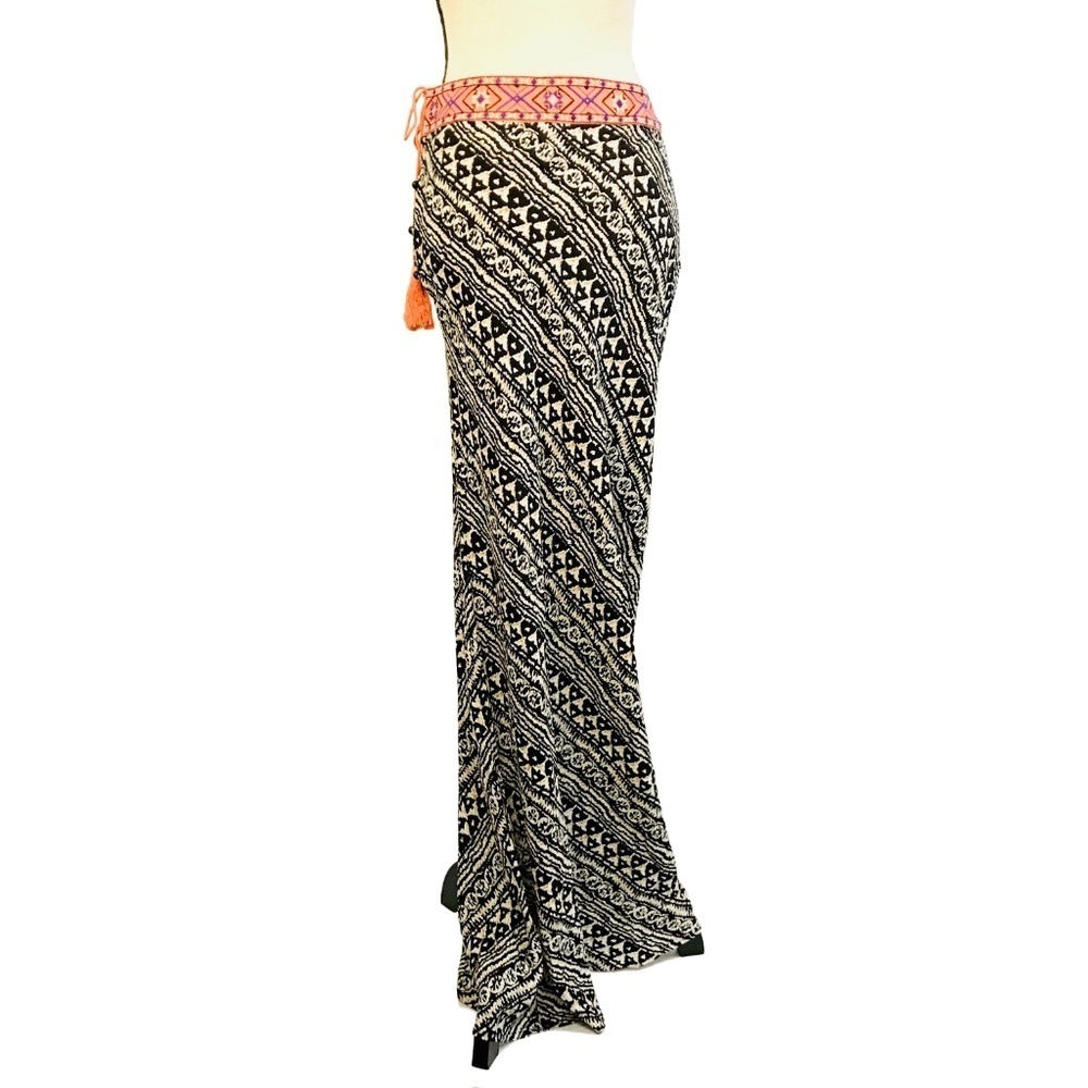 Flying Tomato Tribal Print Maxi Skirt - Picture 4 of 4
